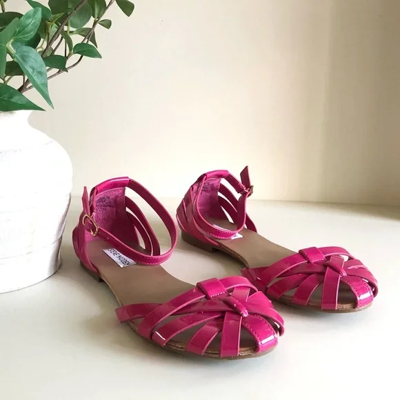 Hot Pink Steve Madden Sandals Flats with adjustable ankle strap Size 7 - Picture 2 of 14